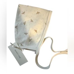 NWTS Quincy Mae Pixie Bonnet, Doves on Ivory, 0-3 months